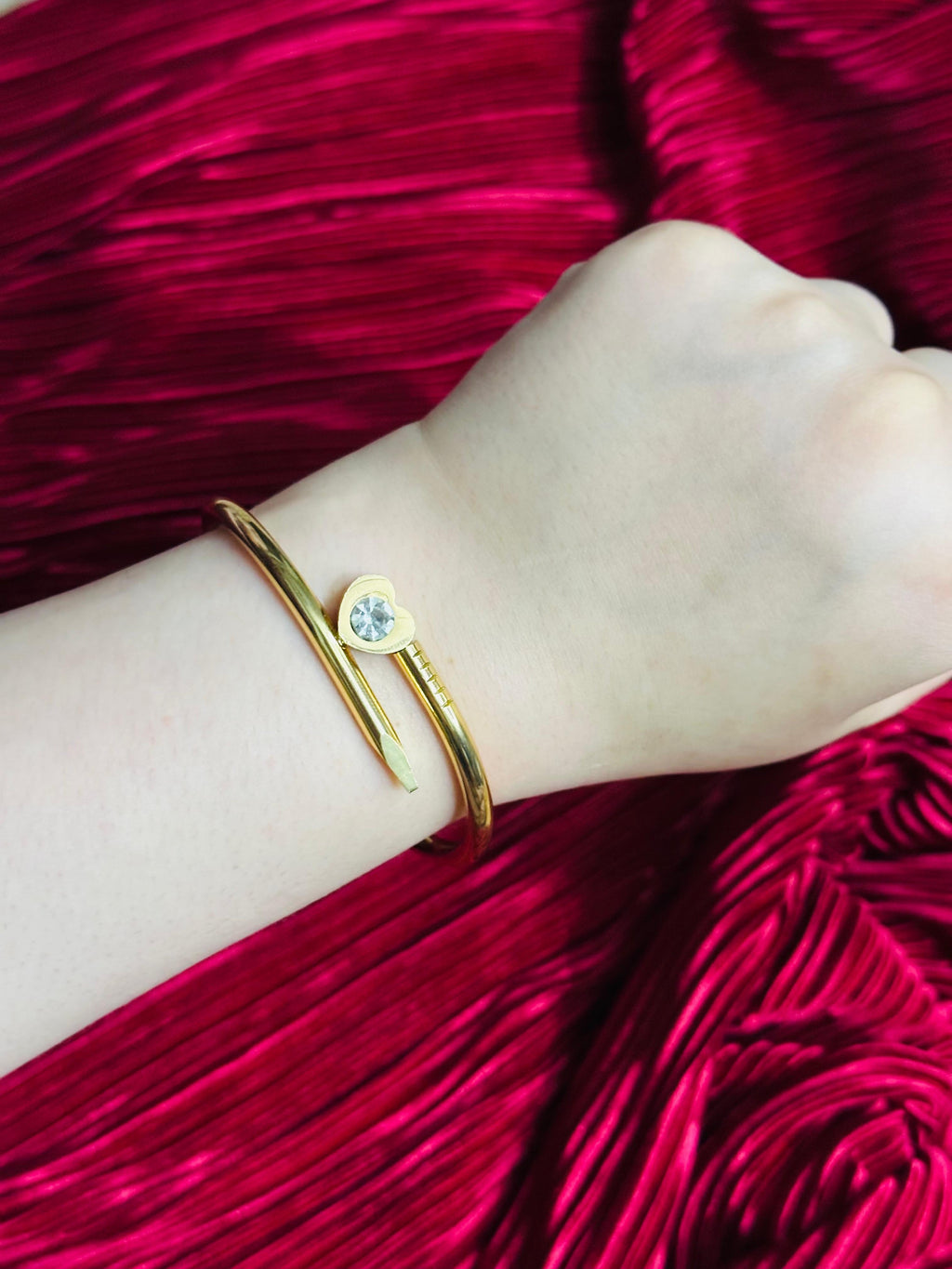 Luna Heart Nail Bracelet ✨