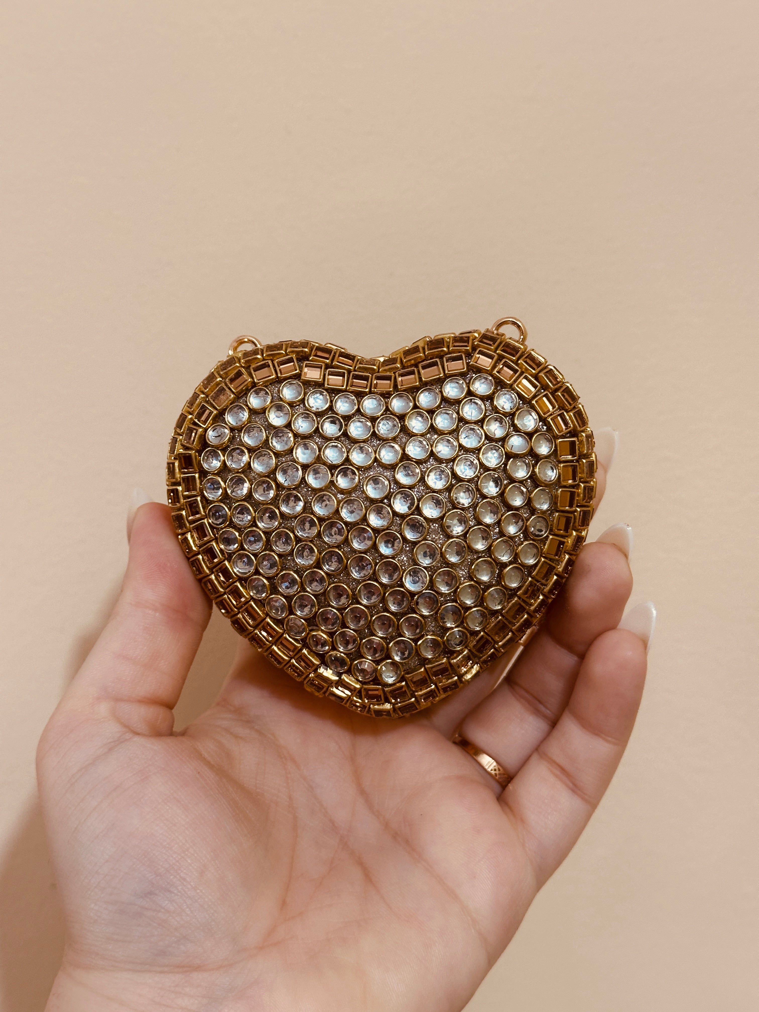 Mini kundan heart