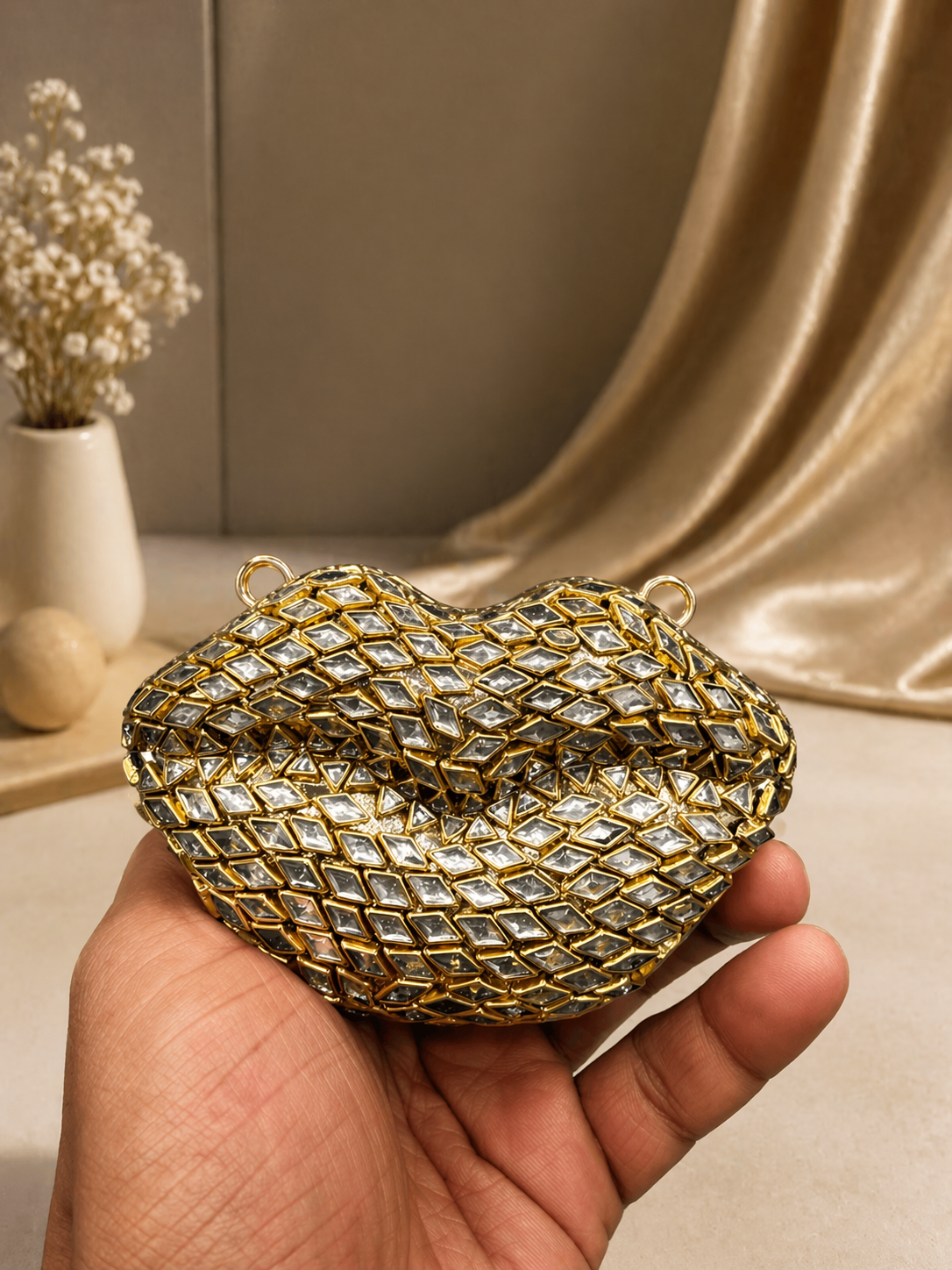 Lip-Shaped Kundan Clutch