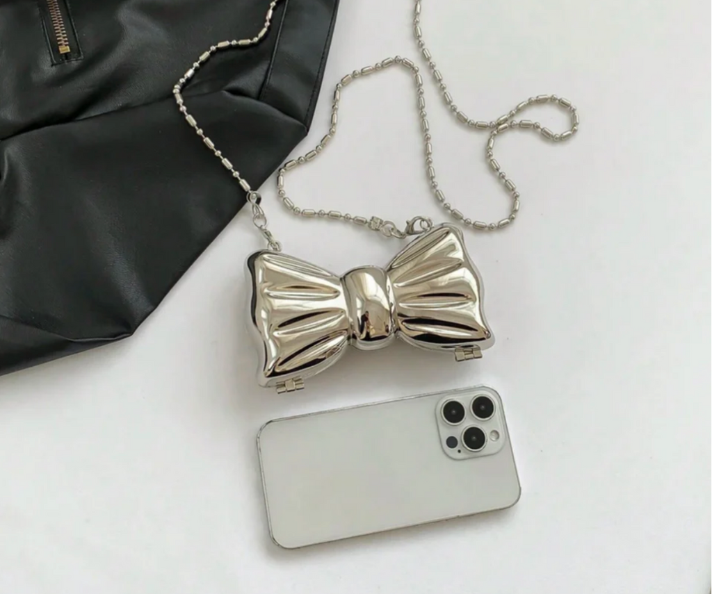Mini Acrylic Bow Clutch-Silver